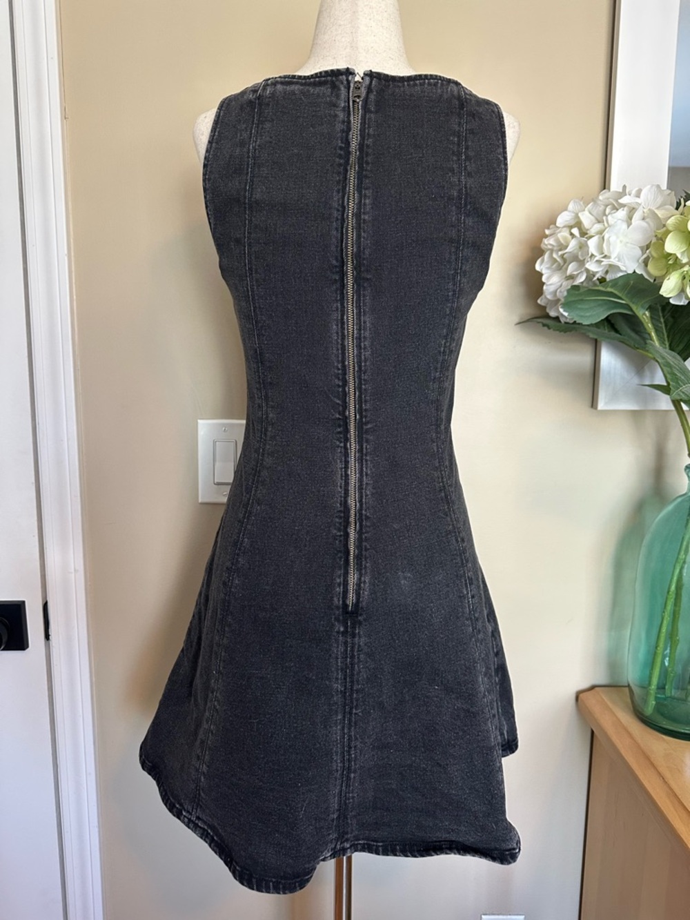 Abercrombie & Fitch Black Mila Squareneck Denim Mini Dress size XS - Picture 3 of 4